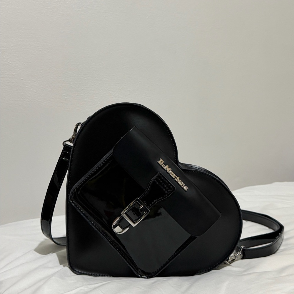 DR MARTENS Black Heart and Satchel Bag Set - Picture 7 of 10